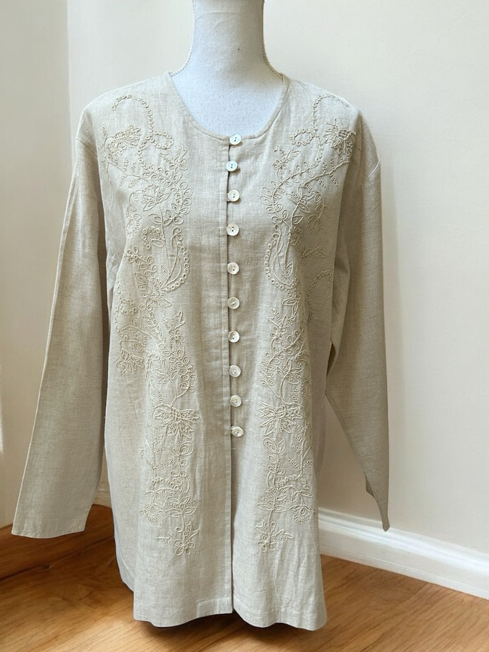 Women’s Beige Monochrome Floral Embroidered Linen Button Down Long Sleeve Shirt